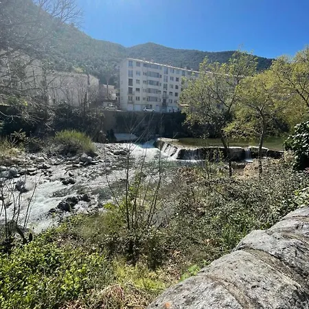 Avec Belle Terrasse,ascenseur,parking Amélie-les-Bains-Palalda