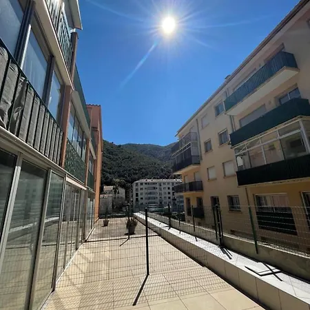 شقة Avec Belle Terrasse,ascenseur,parking